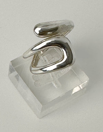 FR0049- ANILLO AJUSTABLE PLATA FORMAS CURVAS FINO