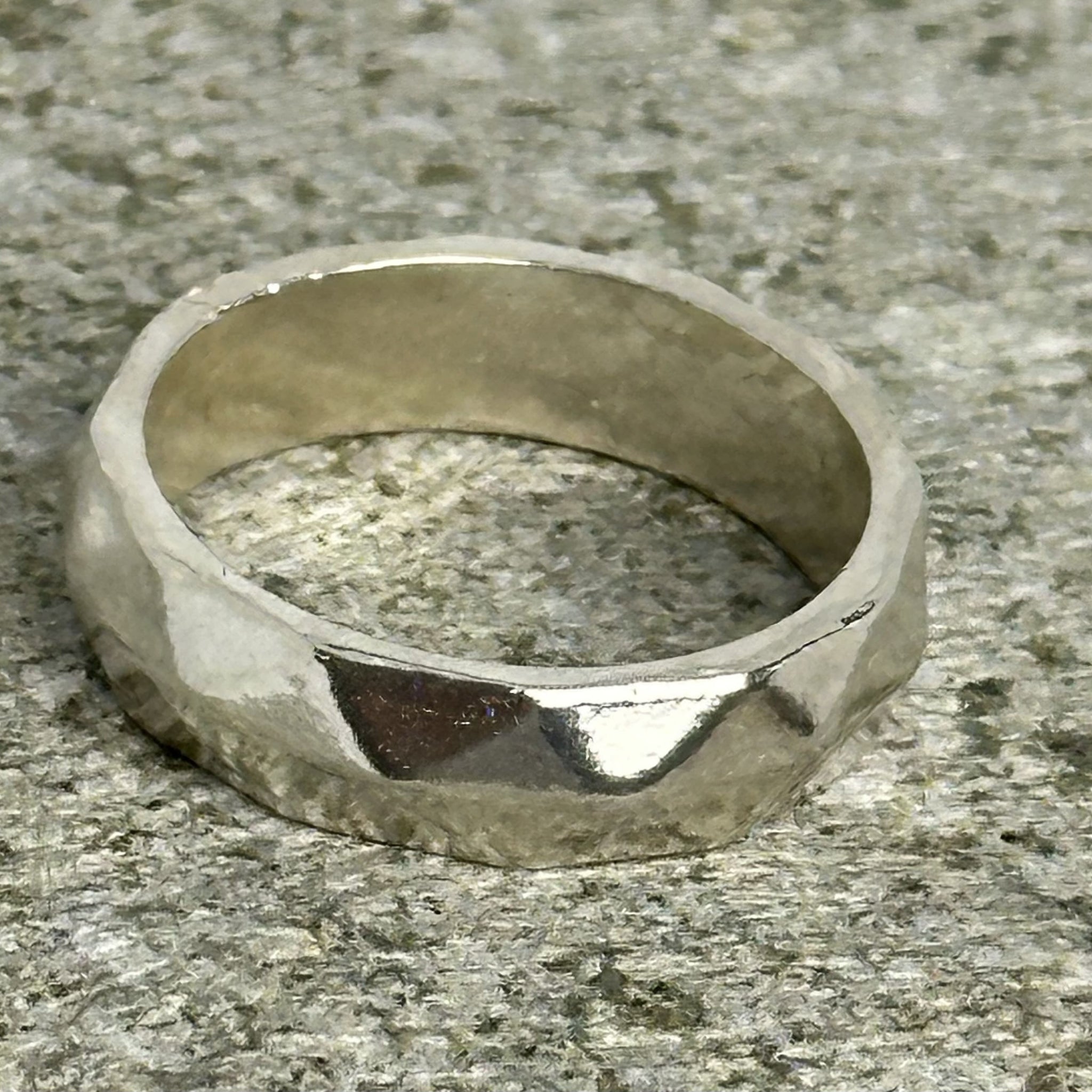 FR 0051- ANILLO PLATA LIMADO