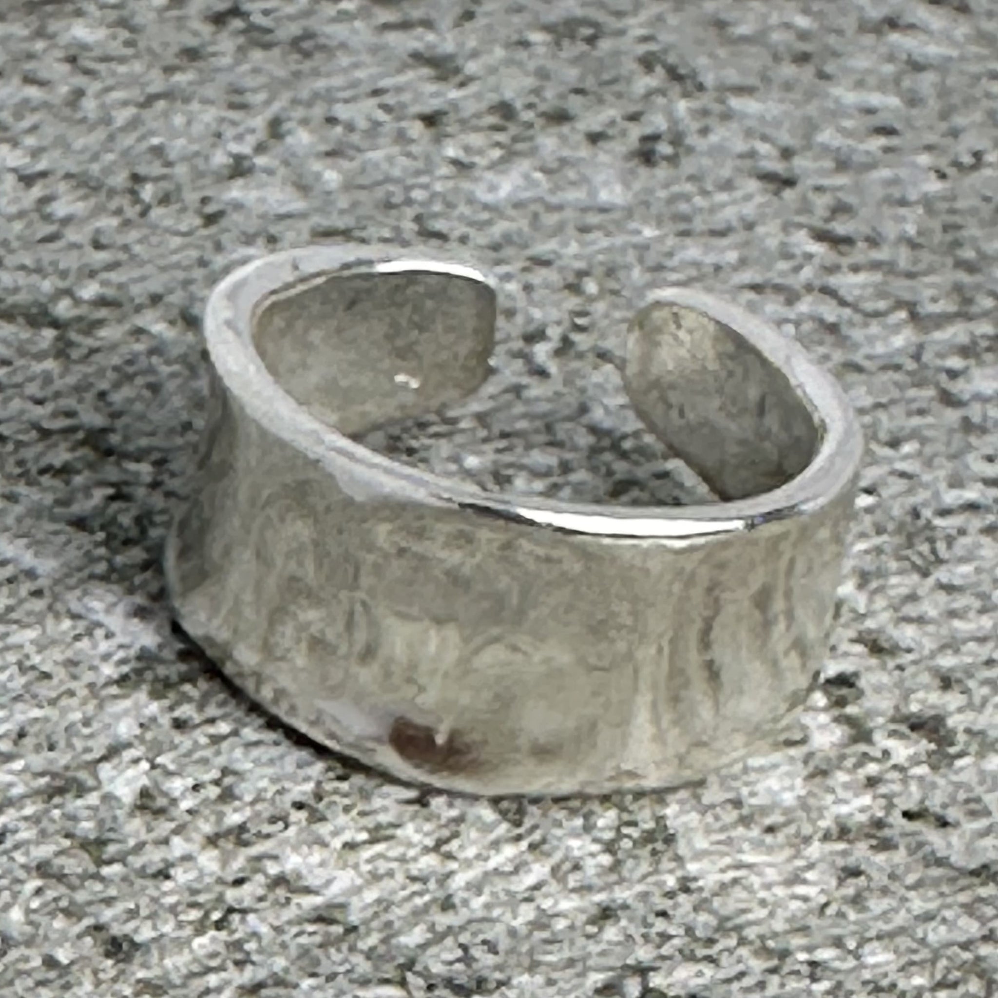 FR 0053- ANILLO PLATA ANCHO TEXTURADO AJUSTABLE