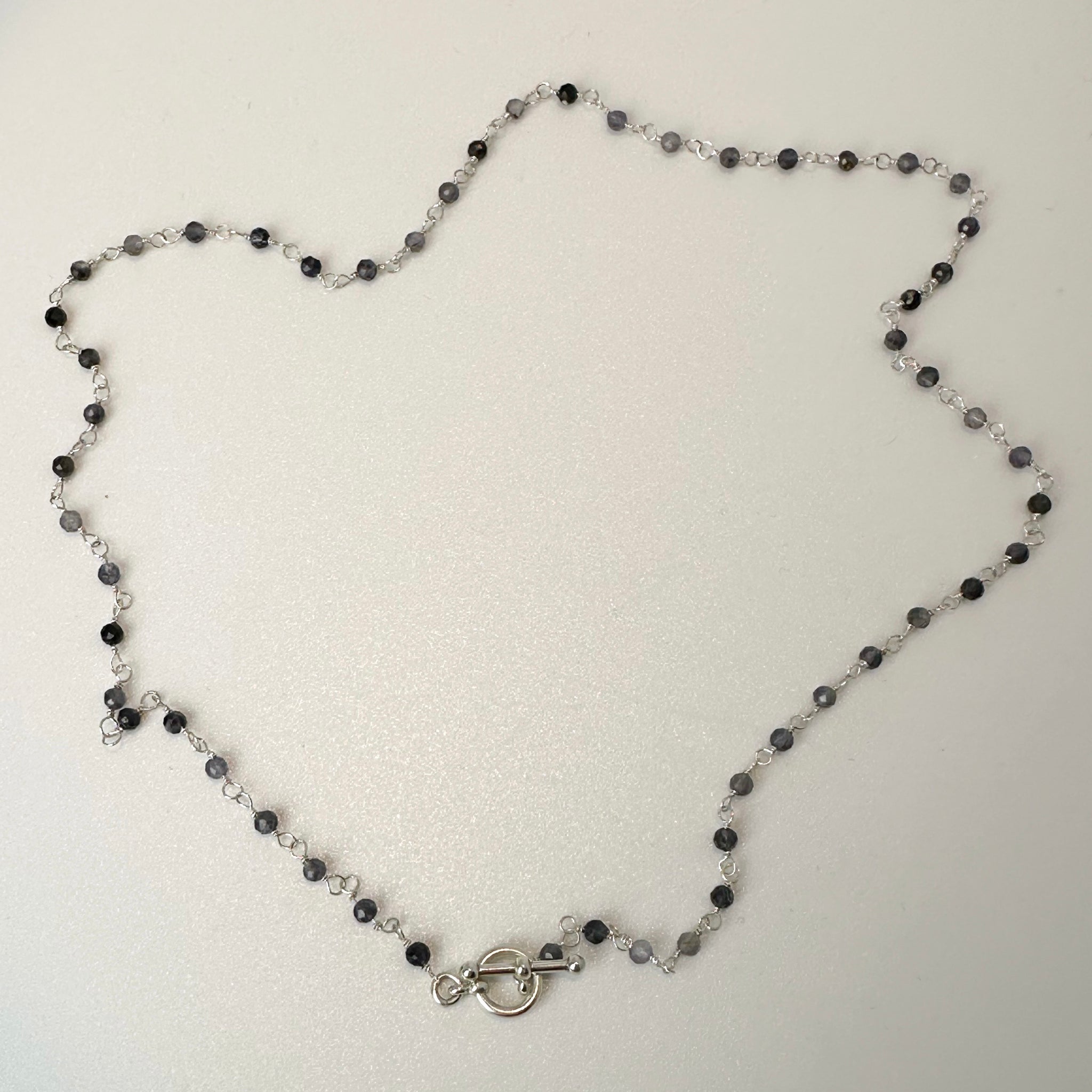 COLLAR FR 5020- COLLAR DE TANZANITAS ENTORCHADAS BROCHE T PLATA