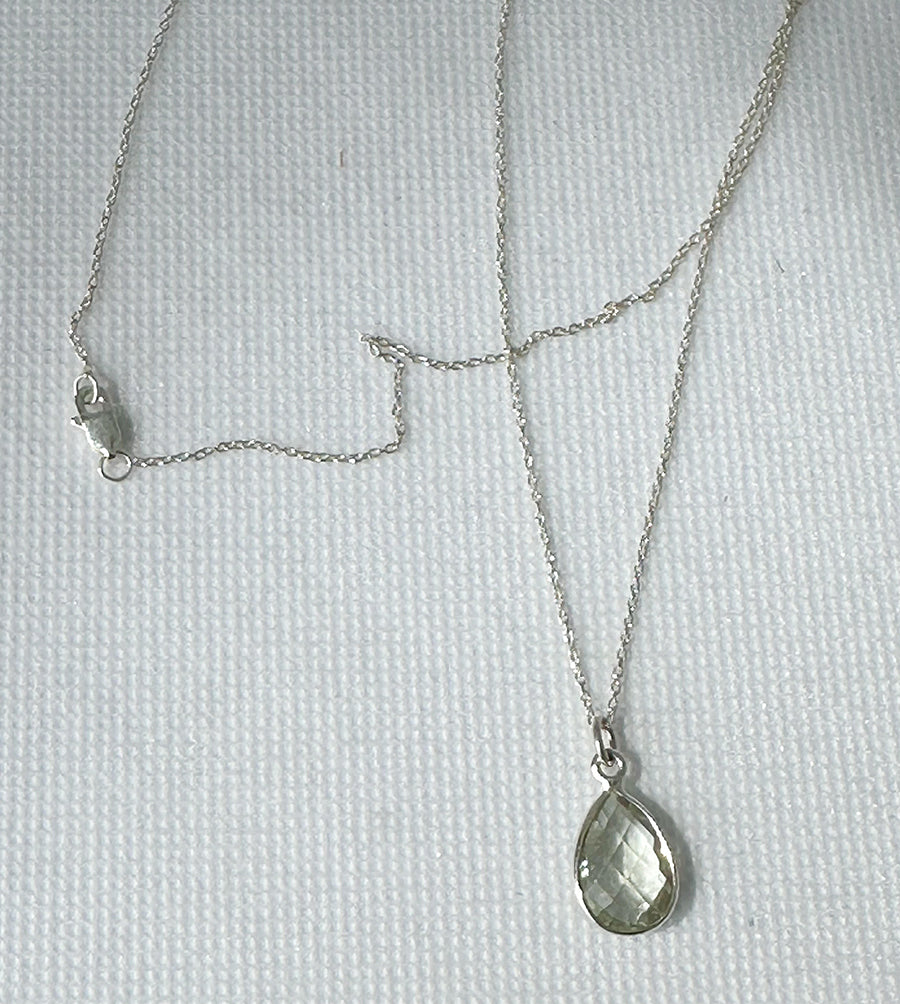 COLLAR - FR 4079- CADENA FINA DE PLATA CON GOTA AGUAMARINA FACETADA