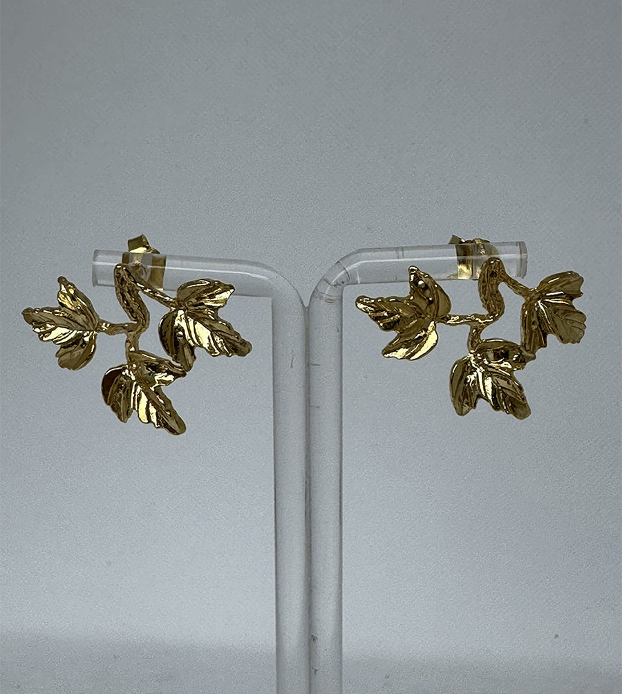 FR3048